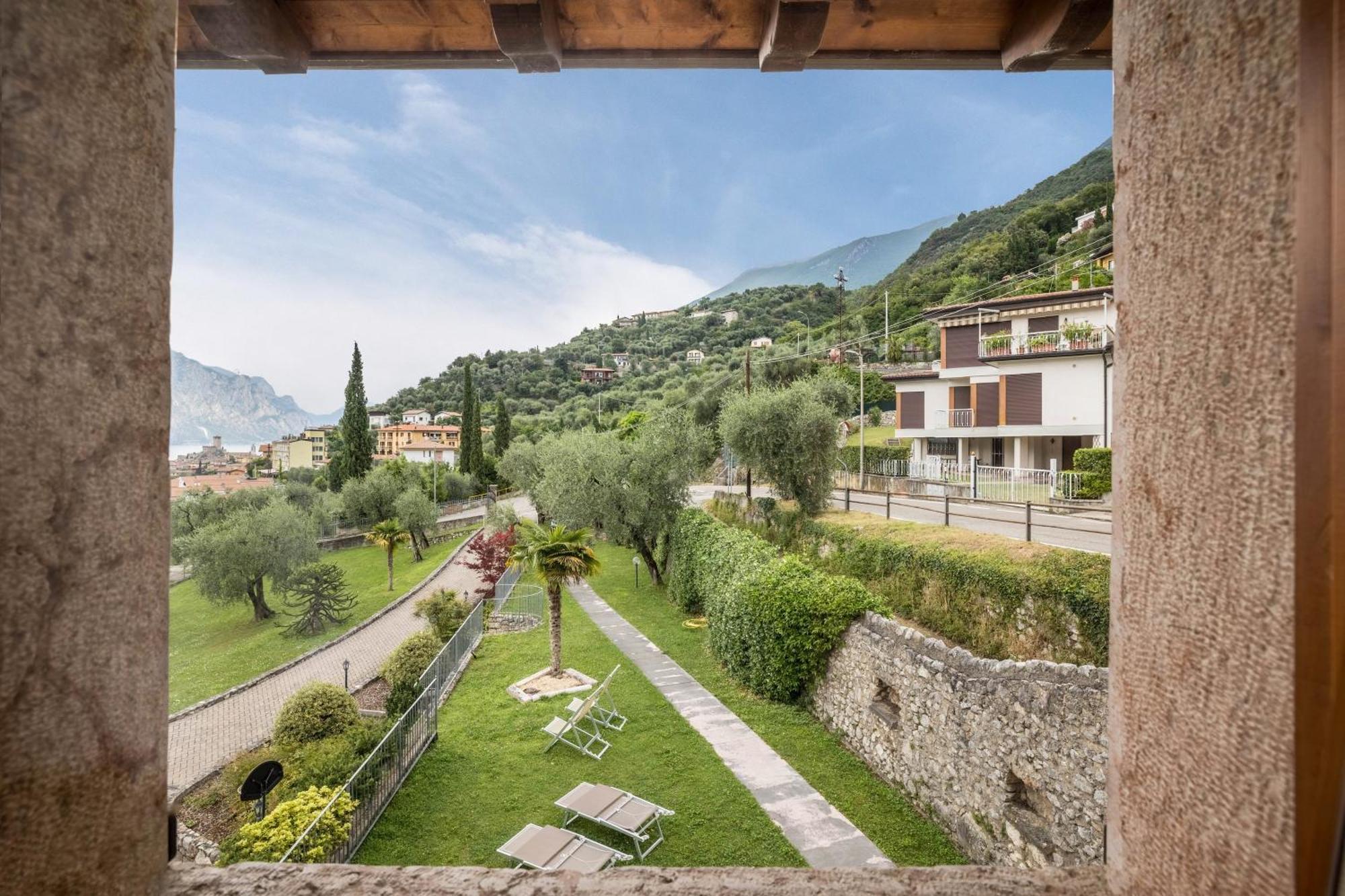 Apartamento Casa Carlotta Malcesine Exterior foto