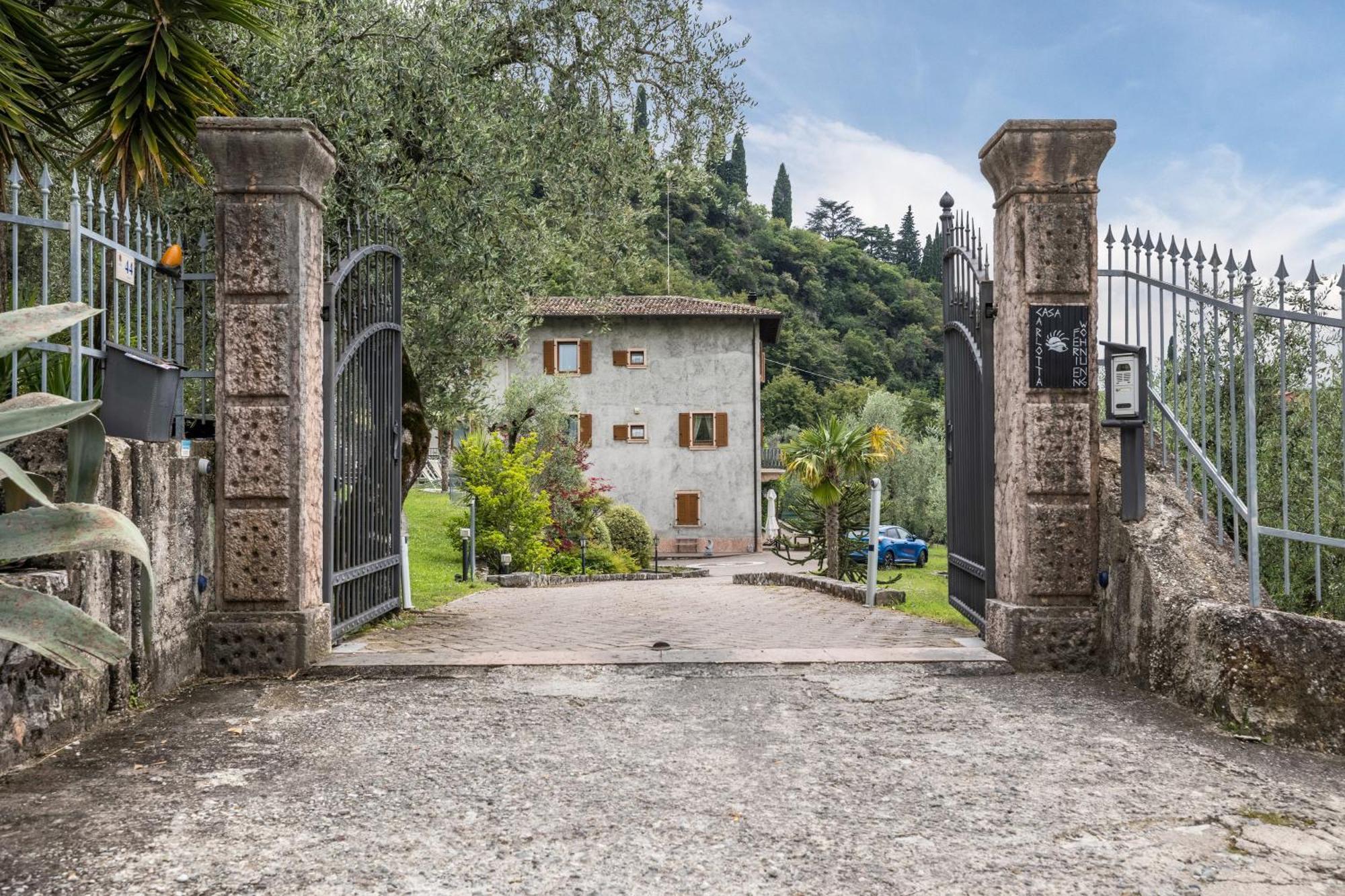Apartamento Casa Carlotta Malcesine Exterior foto